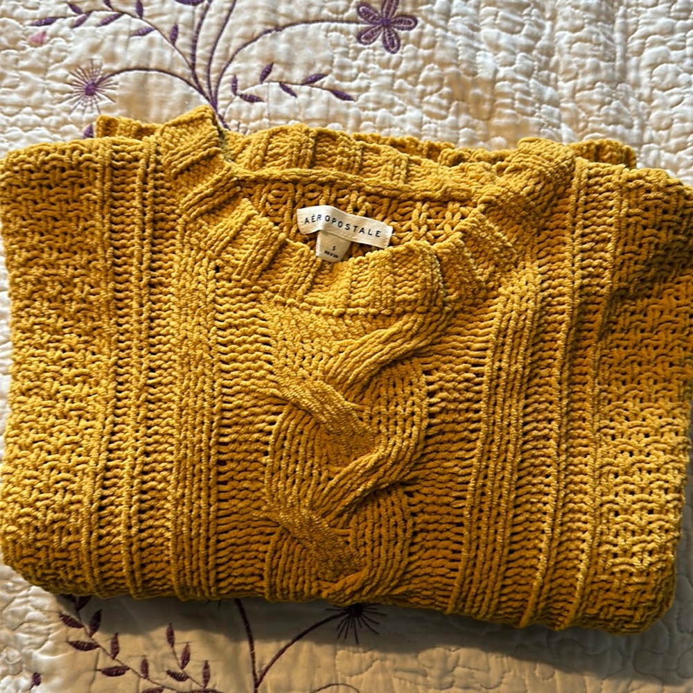 Aeropostale sweater